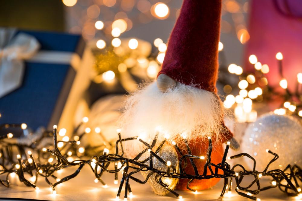Natal: especialista alerta sobre riscos de iluminação mal instalada; confira dicas de segurança e economia