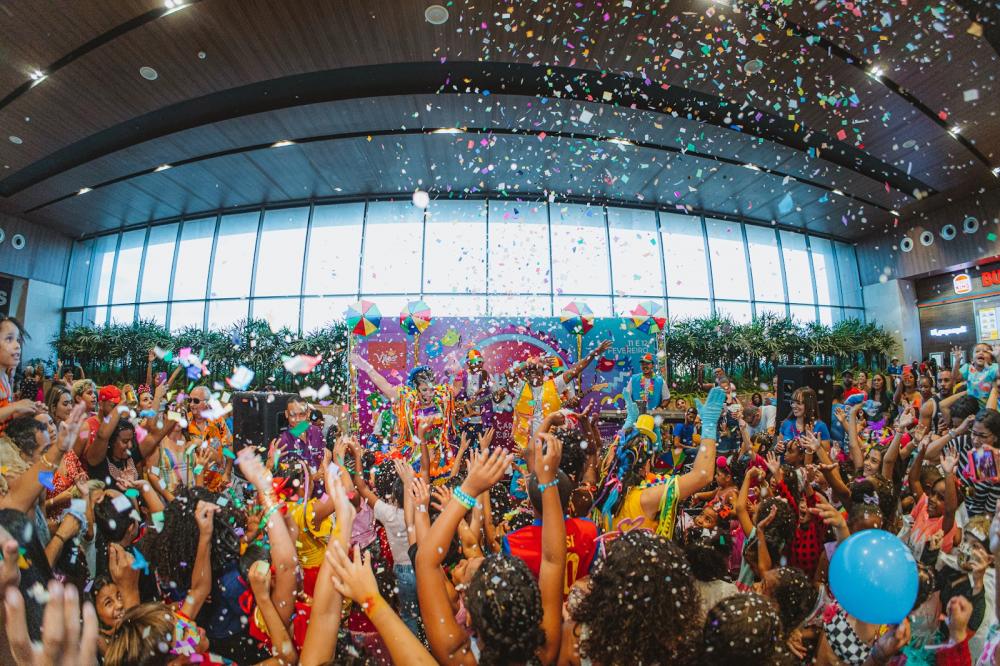 Parque Shopping Bahia promove pré-carnaval com aulão de fitdance e programação para crianças 