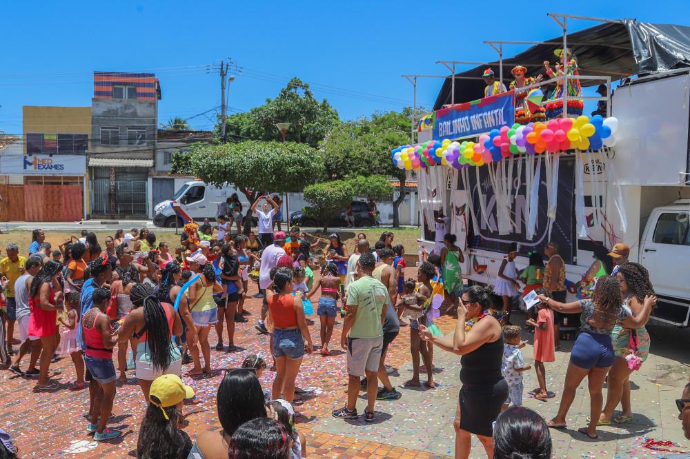 Lauro Folia: Blocos, Circuito Brincante e Bailinho Infantil animam último dia de Carnaval
