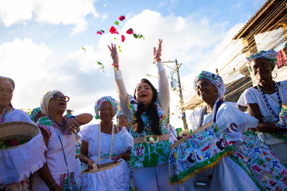 Bankoma encerra Lauro Folia 2024 com desfile emblemático e tradições afro-brasileiras