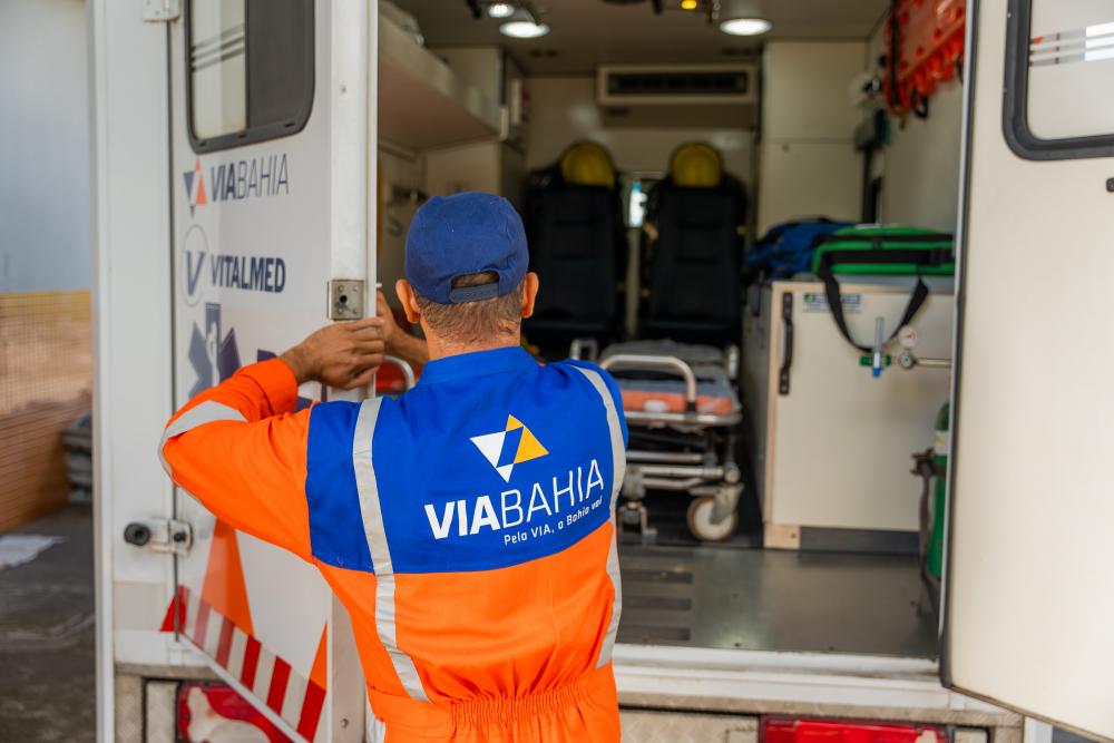 Mês do Médico: atendimento na BR-324 salva vida de idoso após infarto