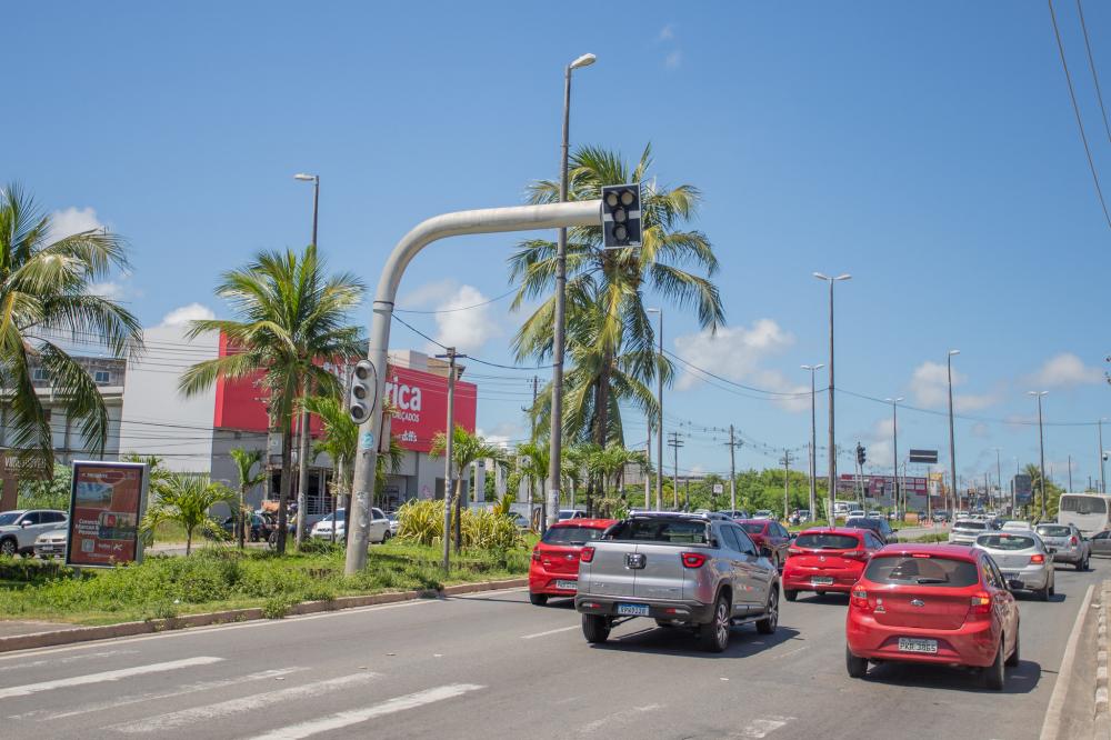 Furtos de cabos semafóricos em Lauro de Freitas causam prejuízo de mais de R$250 mil aos cofres públicos
