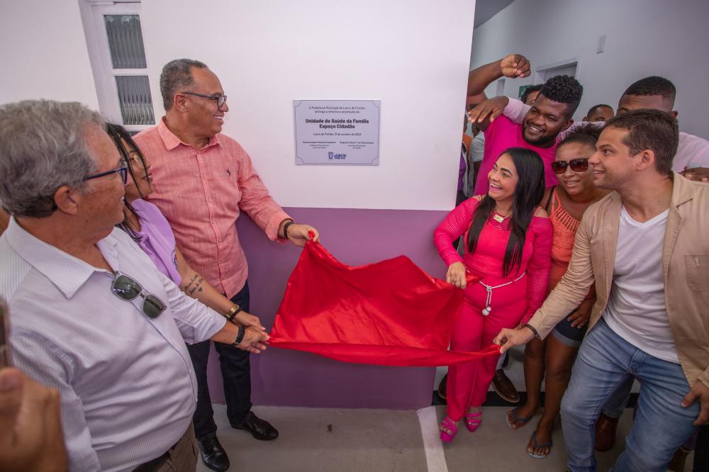 Lauro de Freitas encerra campanha do Outubro Rosa com entrega da requalificação da USF Espaço Cidadão em Itinga