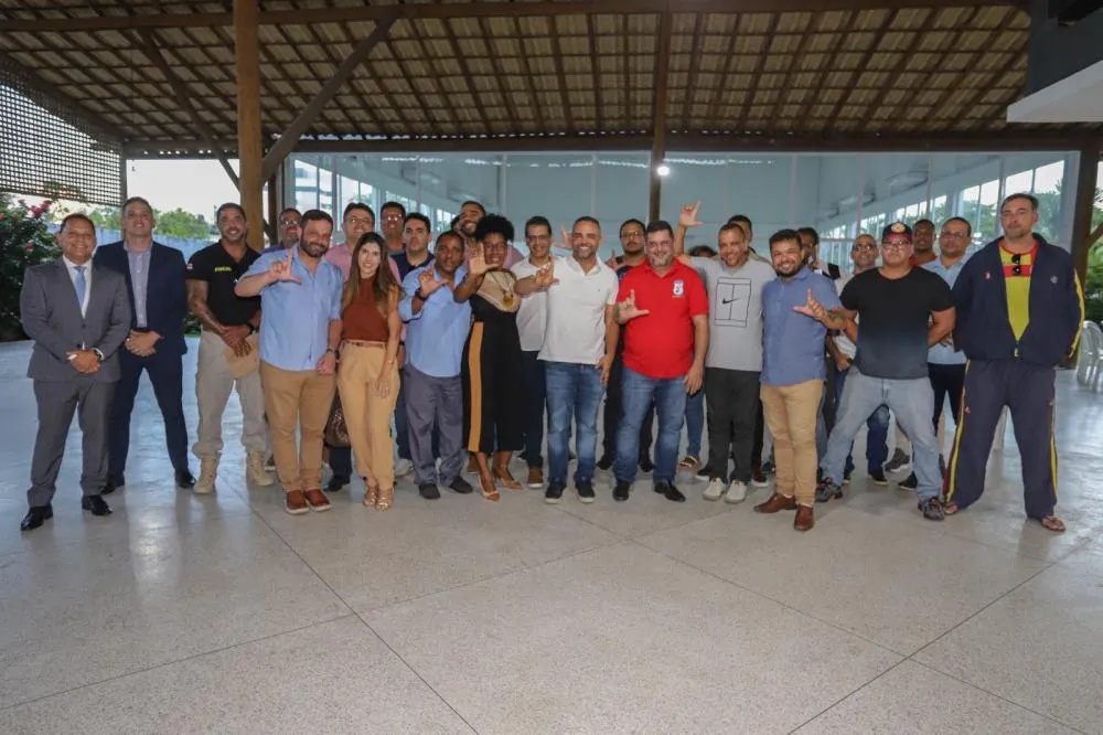 Lideranças sindicais e das associações dos servidores públicos declaram apoio a pré-candidatura de Rosalvo