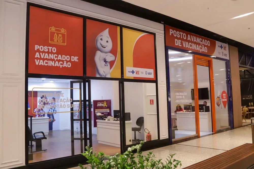 Primeira sala de multivacinação da Bahia celebra um ano de funcionamento com de mais de 43 mil doses aplicadas 