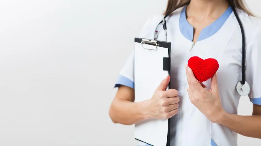 Setembro Vermelho: mulheres estão expostas a riscos crescentes de doenças cardiovasculares ao longo da vida