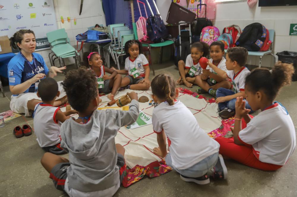 Em parceria com o IBS, Prefeitura promove ‘Oficinas Práticas de Arte e Cultura’ para alunos da rede municipal