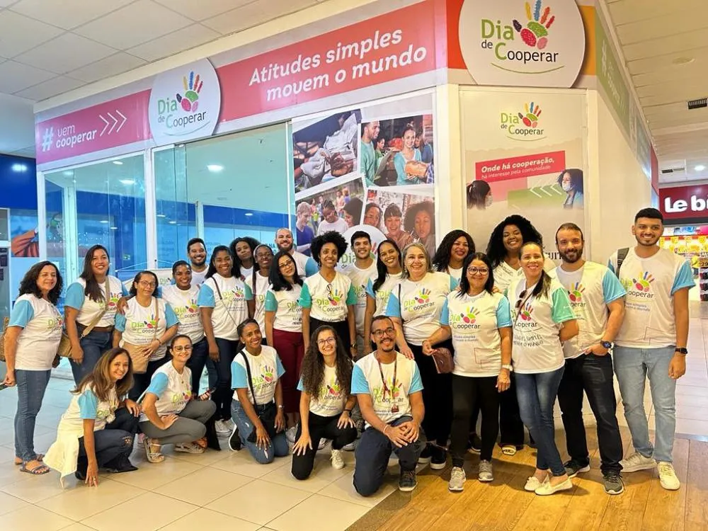 Ação oferece serviços gratuitos na rotatória principal de Narandiba