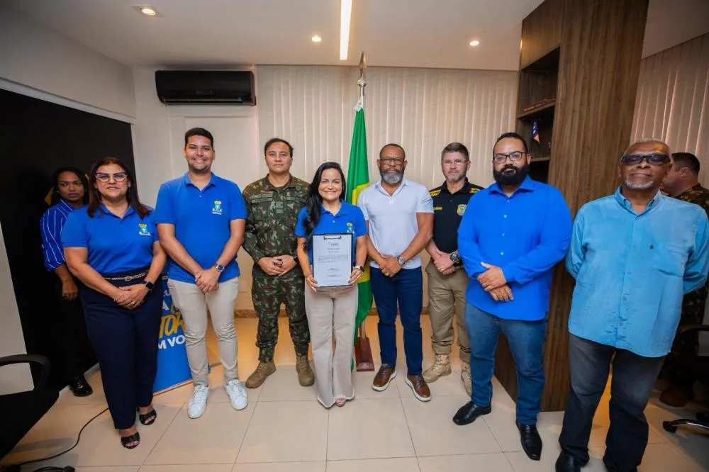 Prefeita Débora Régis é empossada como presidente da Junta de Serviço Militar de Lauro de Freitas