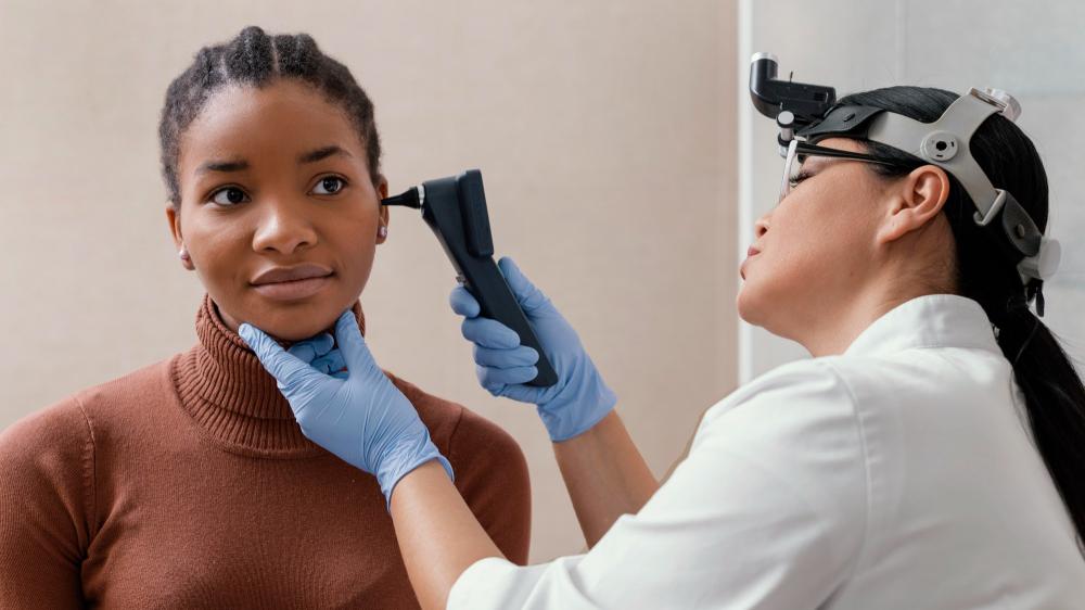 Especialista chama a atenção sobre a importância da prevenção à surdez e inclusão