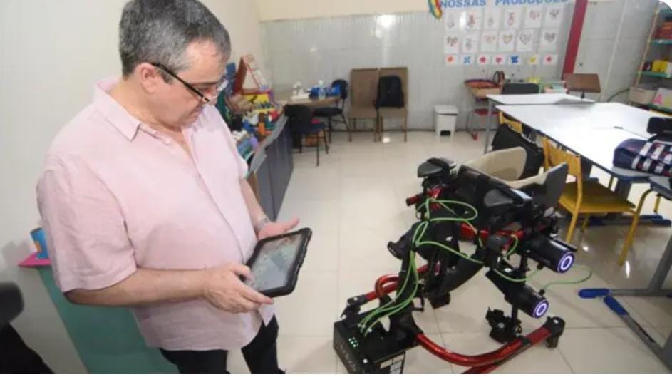 Salvador será a 1ª cidade do país a adquirir exoesqueletos para reabilitação de crianças com mobilidade reduzida